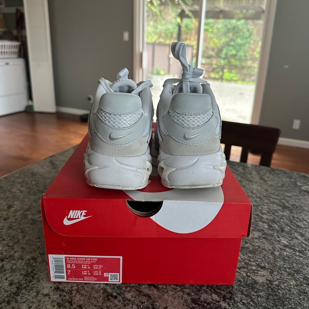 Nike Zoom Air White - Picture 2 of 3